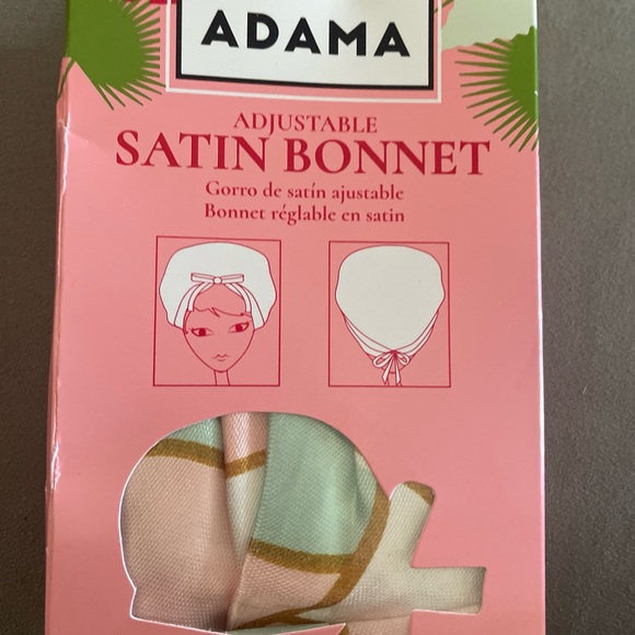 ADAMA satin bonnet adjustable new seen on pics - Picture 2 of 3